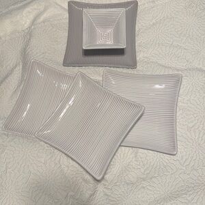 Molde White Ribbed Square Serving Plates Set